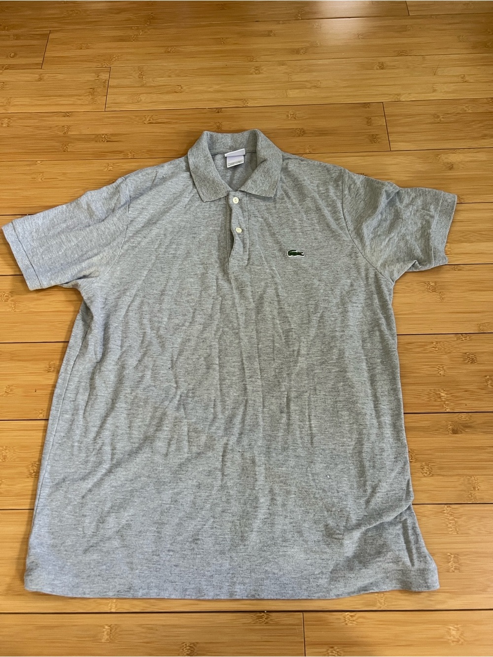 Lacoste Light Gray Men's Short-Sleeve Polo with Green Croc Logo